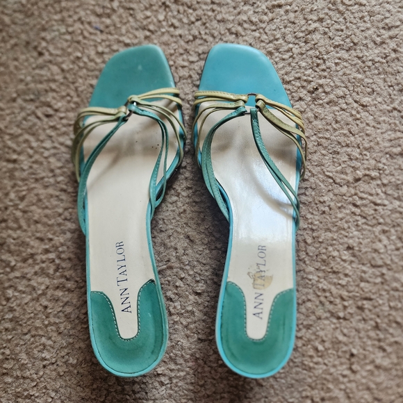 Ann Taylor Women's Teal and Green Strappy heels - Picture 1 of 4